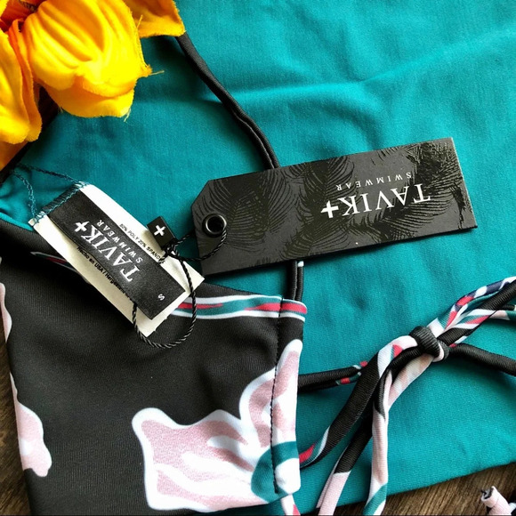 🦋B2G1🦋TAVIK RYAN Blossom Sport Swim Top NWT - Picture 8 of 12